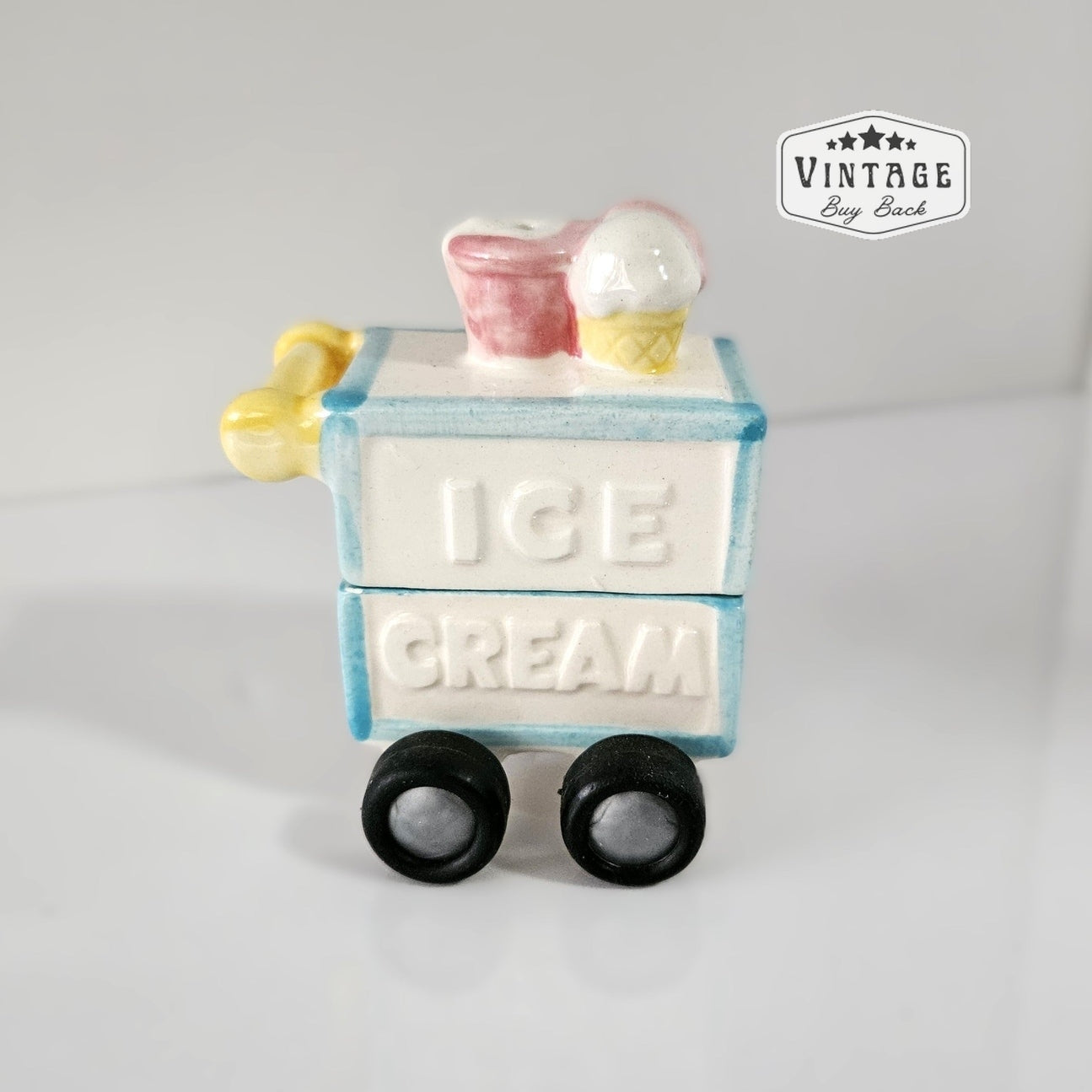 Salt & Pepper stacking Ice Cream Cart