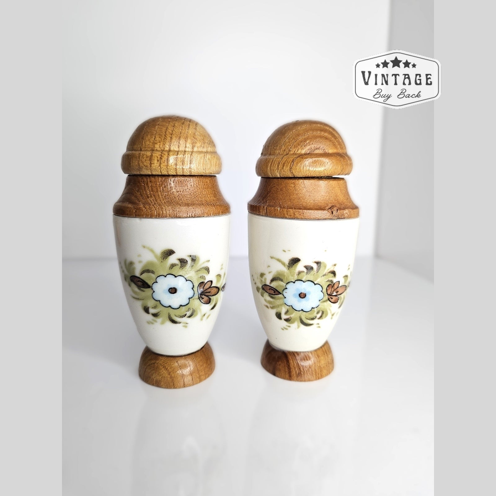 1950's Ceramic/Wood Salt & Pepper Shakers