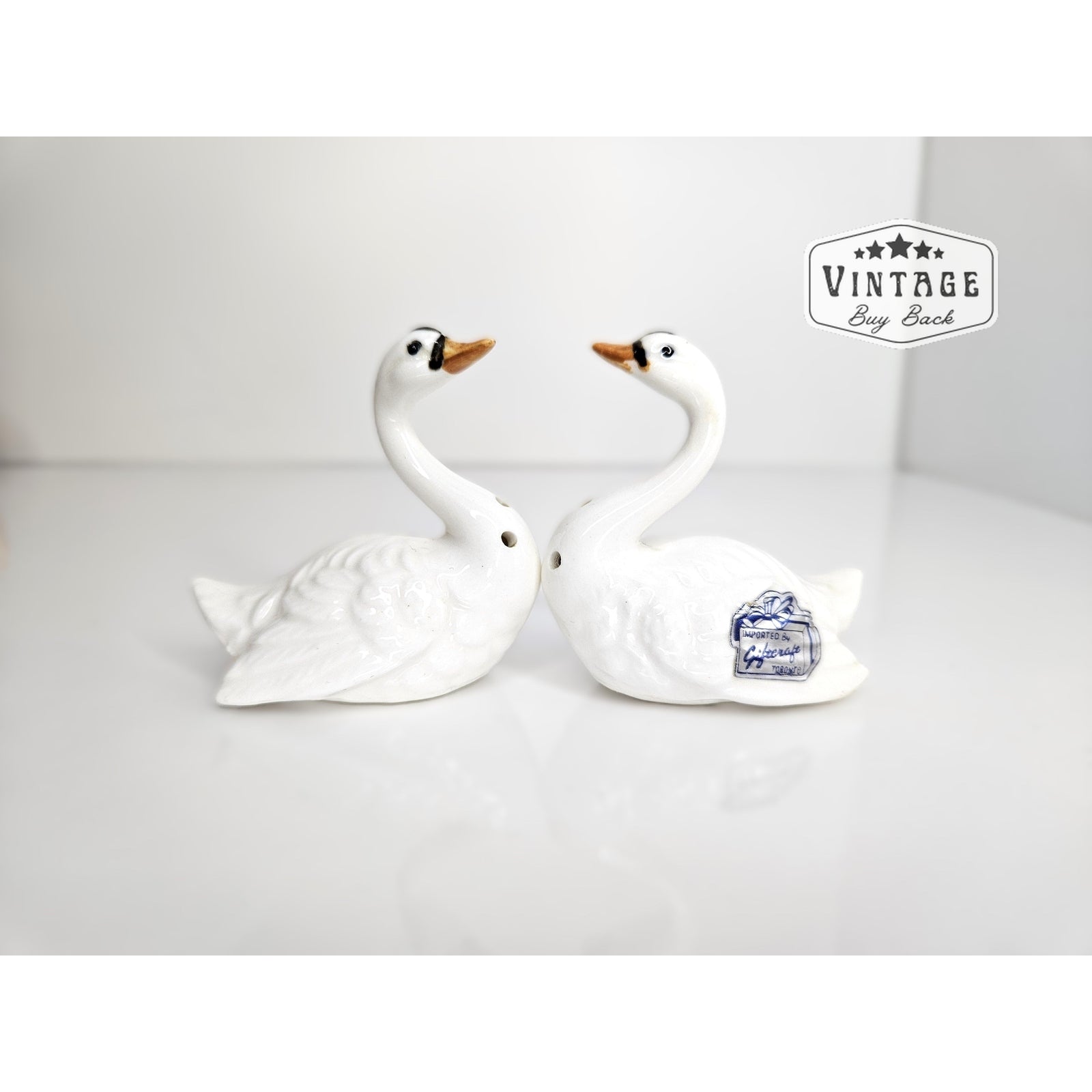 Vintage Ceramic White Swan Salt & Pepper Shaker