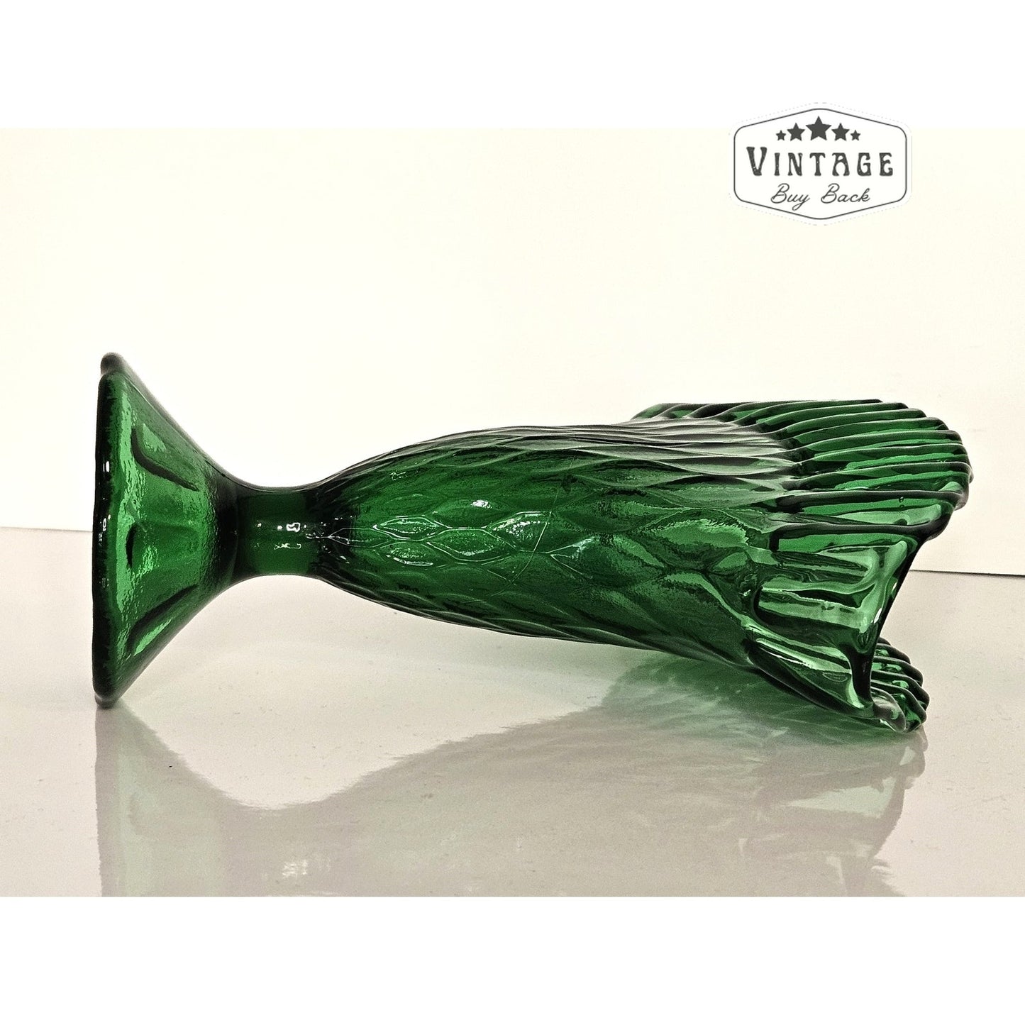 Emerald Green Ruffle Edge Diamond Optic Vase