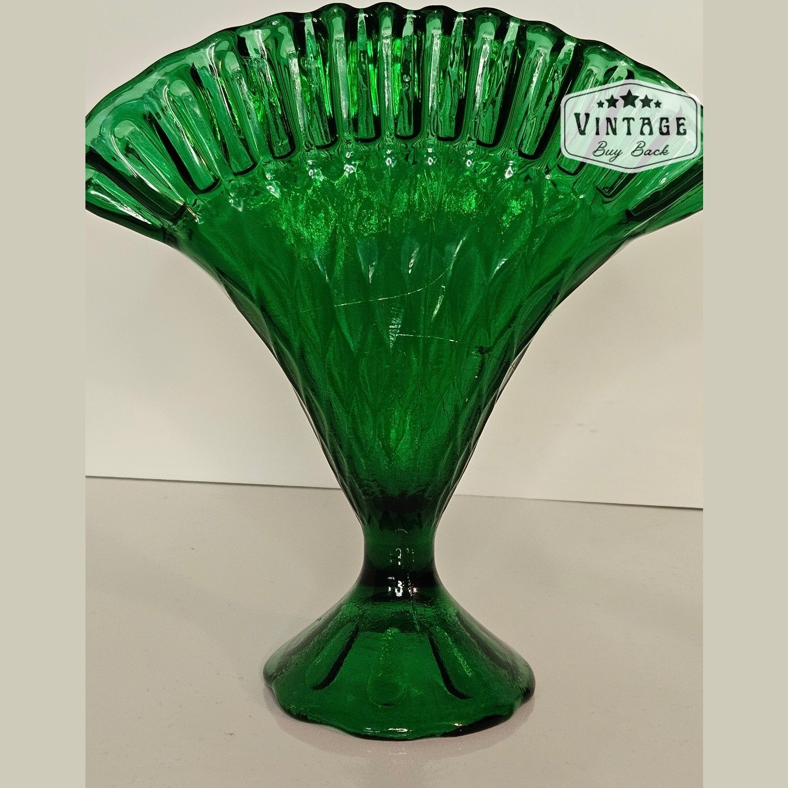 Emerald Green Ruffle Edge Diamond Optic Vase